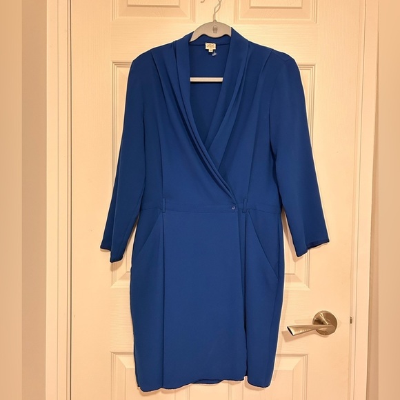 Wilfred Aritzia collared mini wrap classic dress ‘franca’ in royal blue- Size 6 - Picture 8 of 8